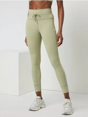 NWT Vuori Womens Daily Legging Pants, Sprout Green | Size Medium